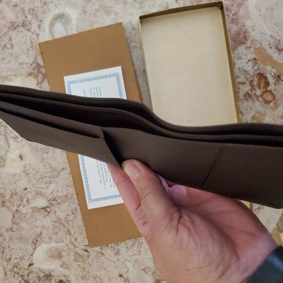 New Vintage Mac Phergus Brown Leather Bi-Fold Billfold Wallet Leather - Picture 3 of 4